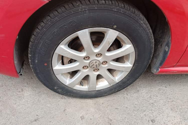 Used Volkswagen Polo 2014 1.4L Manual Fashion Edition