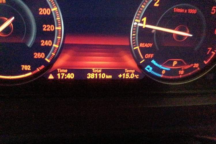 Used BMW 4 Series 2019 425i M Sport Package Odometer Close Up