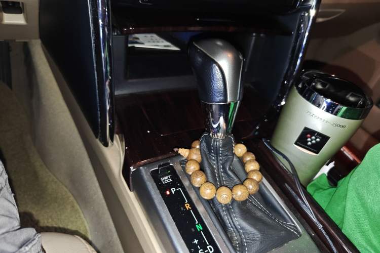 Used Toyota Reiz 2012 2.5V Fengdu Elite Stylish Edition Gear Lever