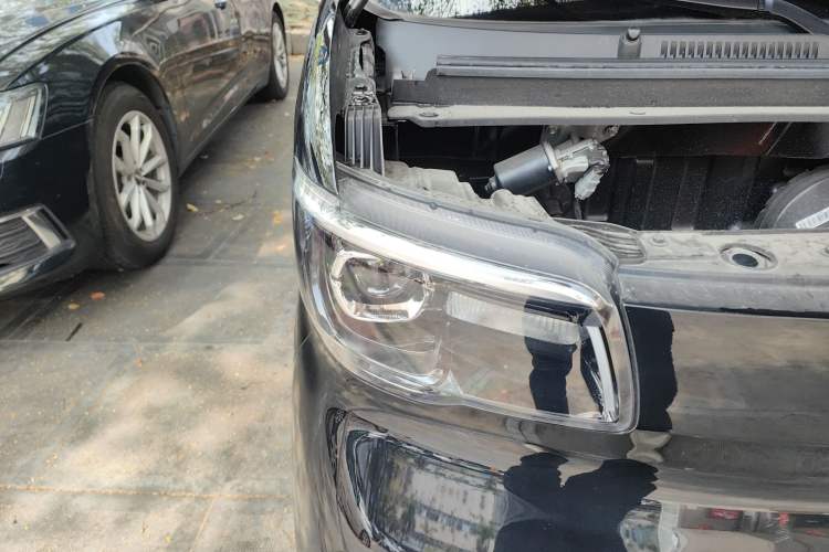 Used Wuling Zhiguang New Energy 2025 Comfort Model Right Front Headlight