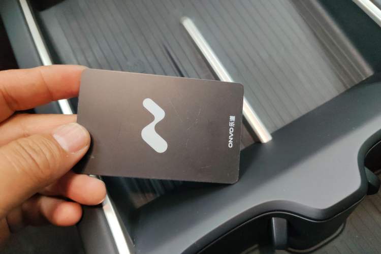 Used ONVO L60 2024 60 kWh All-Wheel Drive