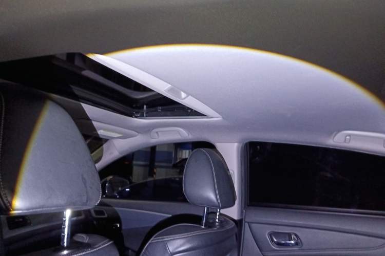 Used Honda Spirior 2015 2.4L Prestige Edition Headliner