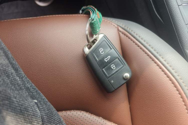 Used Volkswagen Lavida 2019 280TSI DSG Luxury Edition China VI Standard Vehicle Key