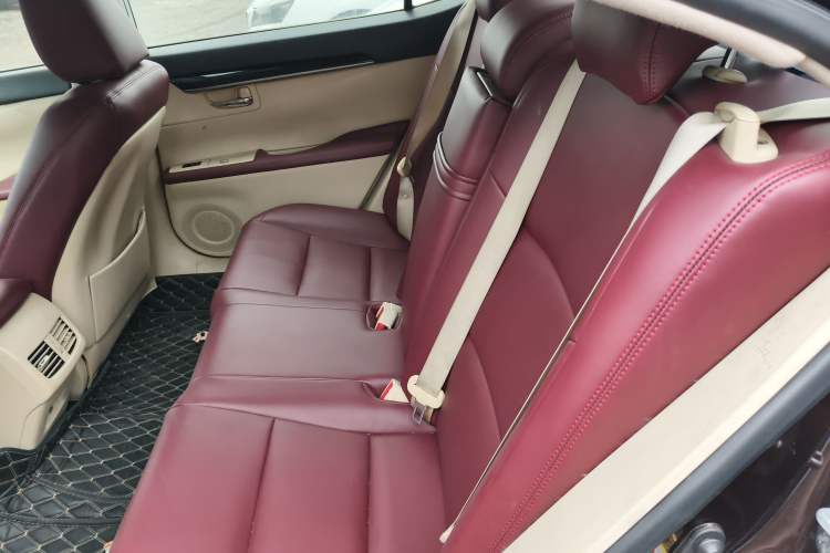 Used Lexus ES 2013 250 Elite Edition Left Rear Seat