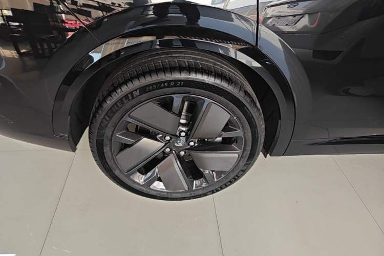 Used Li Auto L9 2025 Ultra Smart Refreshed Edition