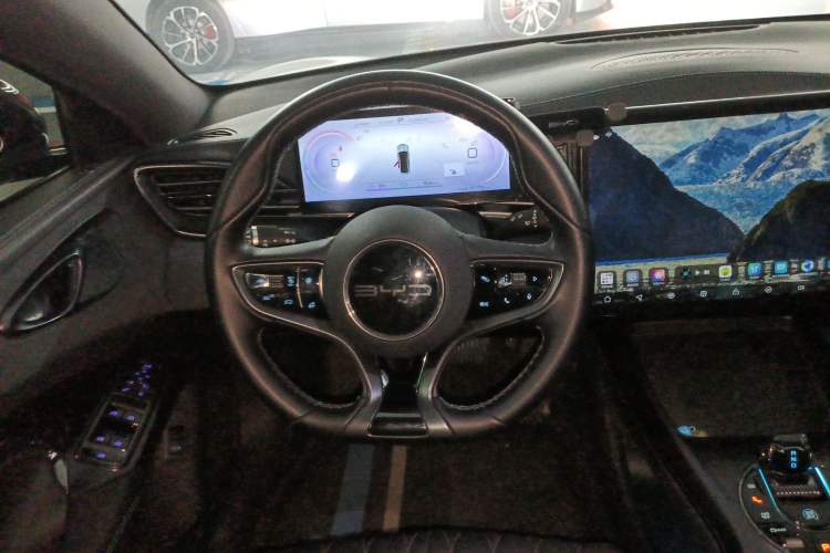 Used BYD Seal 2022 550 km Standard Range Rear-Wheel Drive Elite Version
