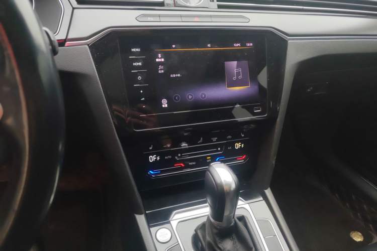 Used Volkswagen Magotan 2020 330TSI DSG Leading Model
