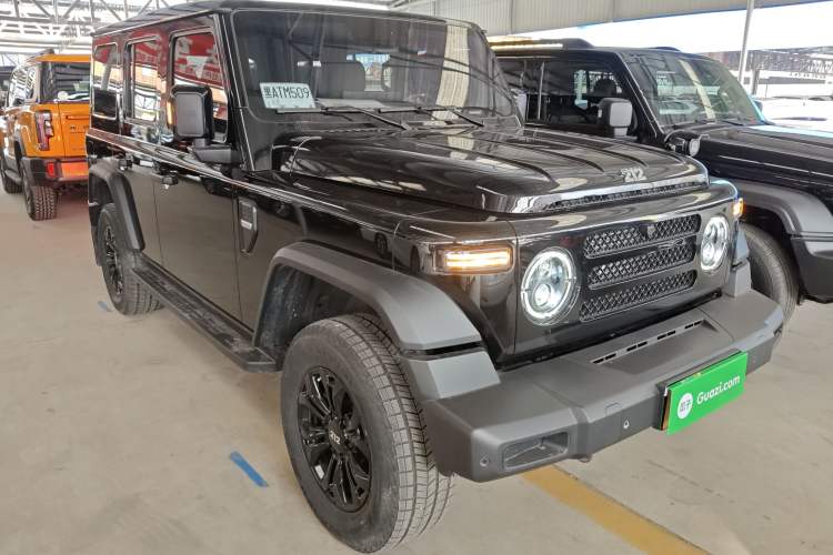 Used 212 T01 2024 2.0T Mechanic
