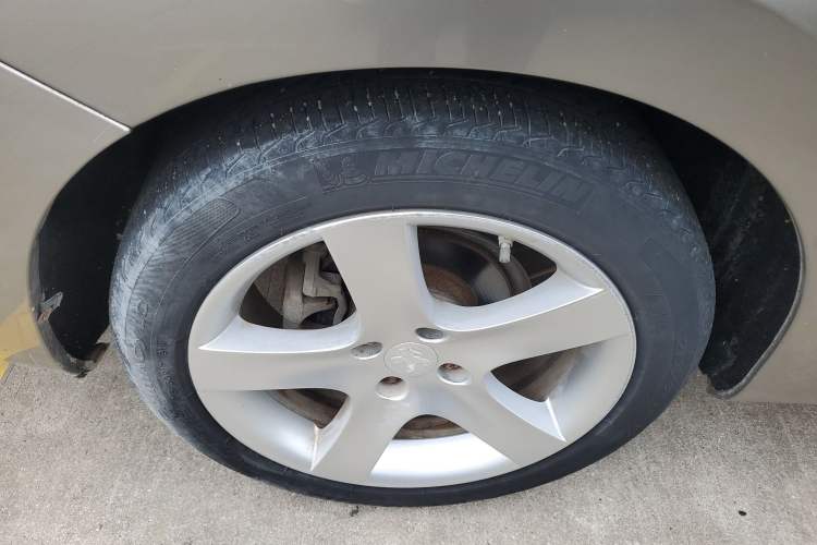 Used Peugeot 408 2013 2.0L Automatic Comfort Edition
