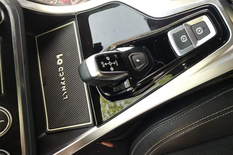 Used Lynk & Co 01 2017 2.0T Two-Wheel Drive Pro Edition
