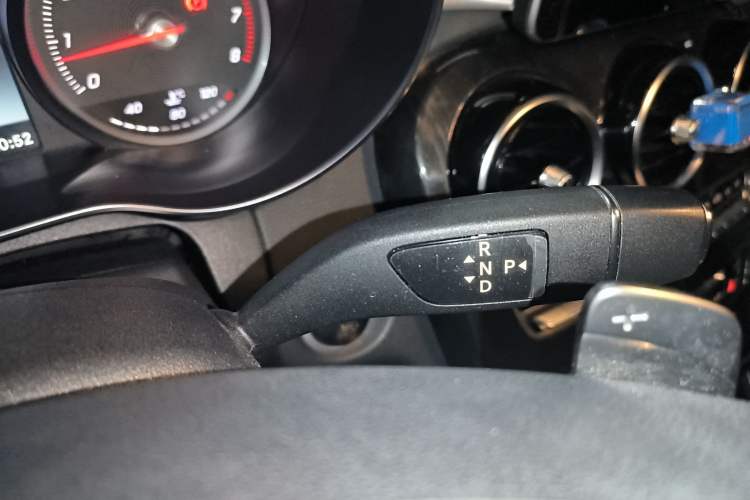 Used Mercedes-Benz C-Class 2016 C 200 Sport Edition Gear Lever