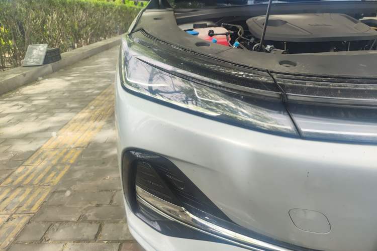 Used Geely Galaxy A7 2025 Model EM-i 70km Luxury Edition Right Front Headlight