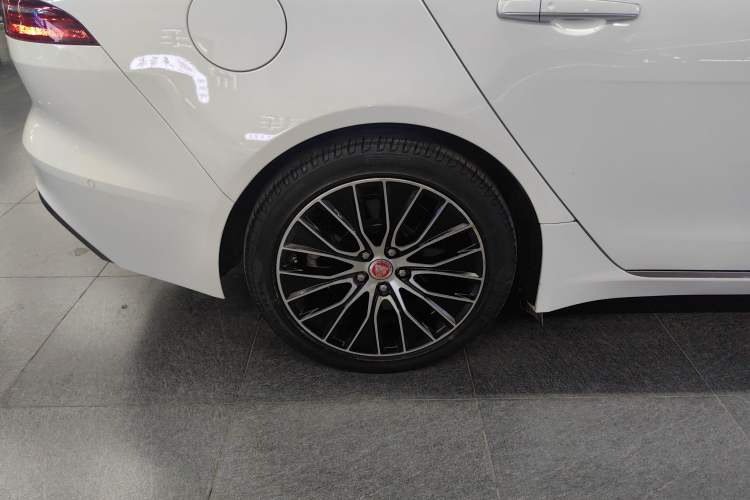 Used Jaguar XEL 2020 2.0T 250 PS SE Tech-Elegant Edition