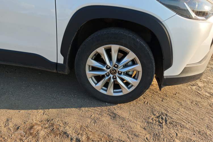 Used Toyota Corolla Cross 2024 2.0L Smart Electric Hybrid Dual-Engine Elite Edition