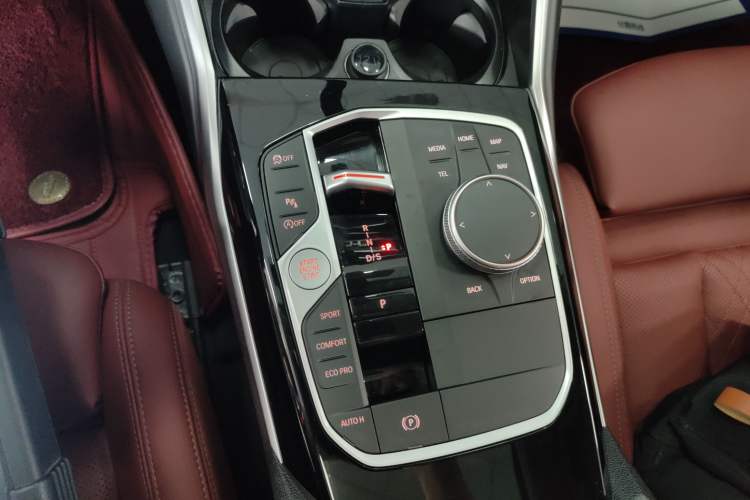 Used BMW 3 Series 2024 320Li M Sport Package Gear Lever