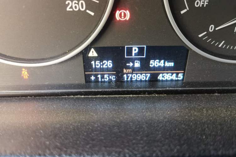 Used BMW 3 Series GT 2013 320i Leading Model
