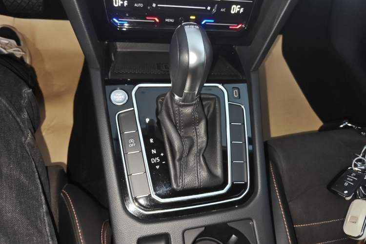 Used Volkswagen Magotan 2021 330TSI DSG 30th Anniversary Edition
