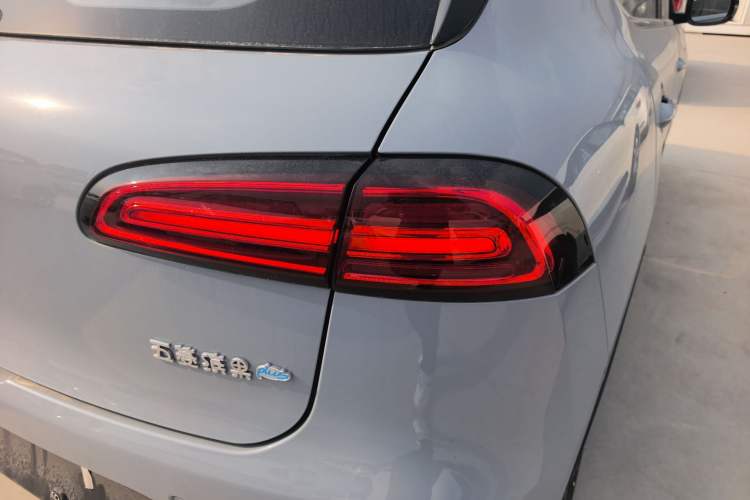 Used Wuling Bingo PLUS 2024 401 km Range 5-Seater Version