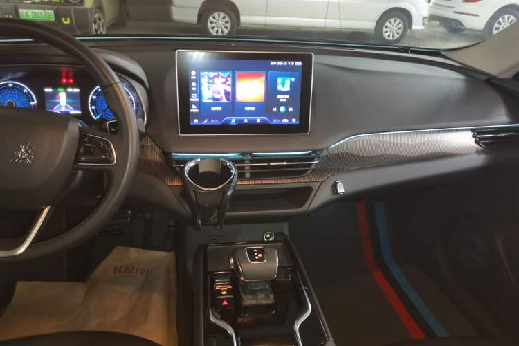 Used Hongqi E-QM5 2023 Base Travel Edition
