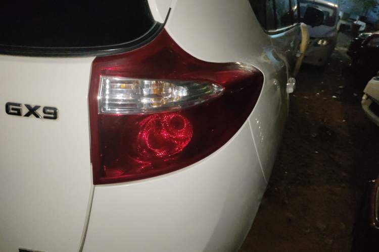 Used Geely Auto GX9 2014 2.4L Automatic Two-Wheel Drive Deluxe Model
