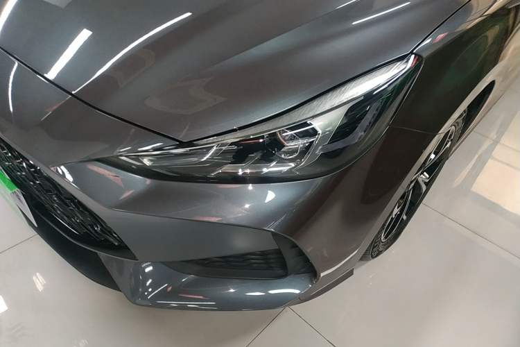 Used MG 5 2023 180 DVVT CVT Luxury Edition Left Front Headlight