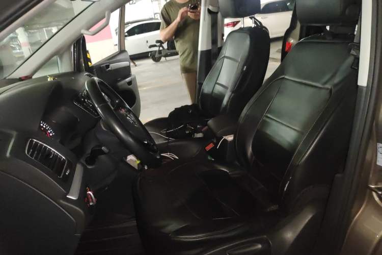 Used Volkswagen Sharan 2018 380TSI Comfort Edition 7-Seater Left Front Seat