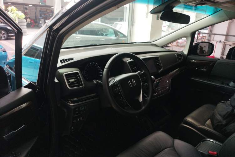 Used Honda Odyssey 2019 2.0L Rui-Zunxiang Edition
