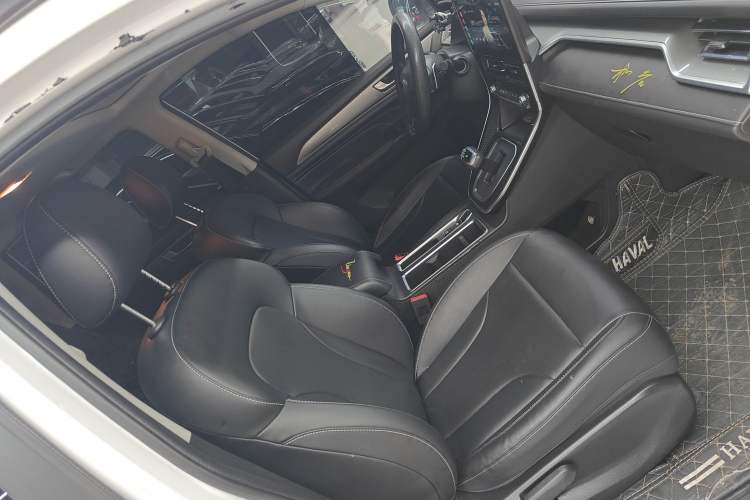 Used Haval M6 2023 PLUS 1.5T DCT Liu Yan Collaboration Edition

