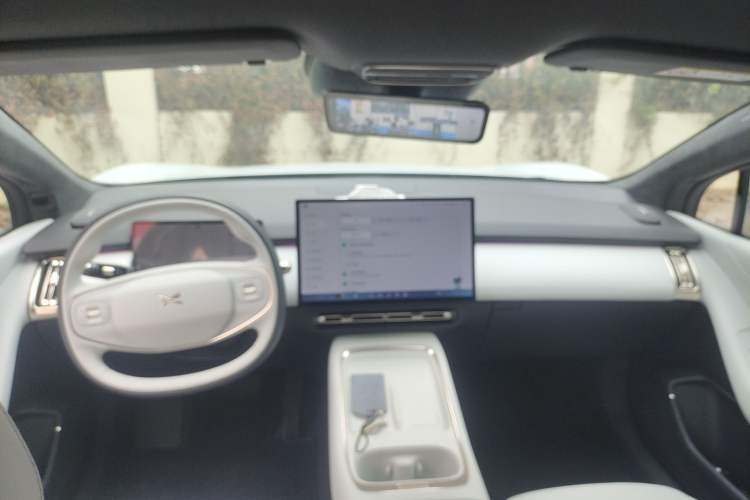 Used XPeng P7+ 2024 Ultra-Long Range Max Center Console
