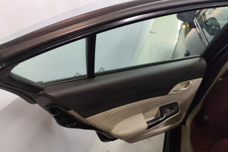 Used Honda Civic 2014 1.8L automatic comfort version