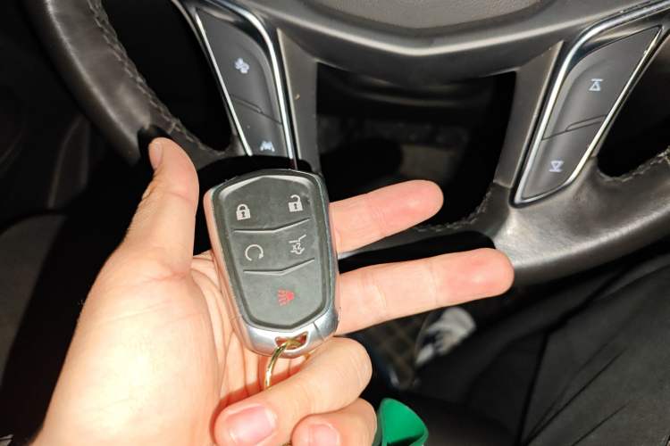 Used Cadillac XT5 2022 2.0T Two-Wheel Drive Luxury Version