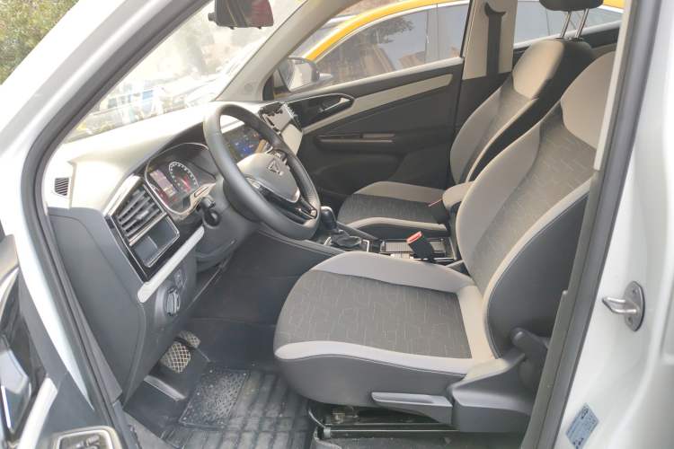 Used Jetta VS5 2023 280TSI Automatic Trend Edition
