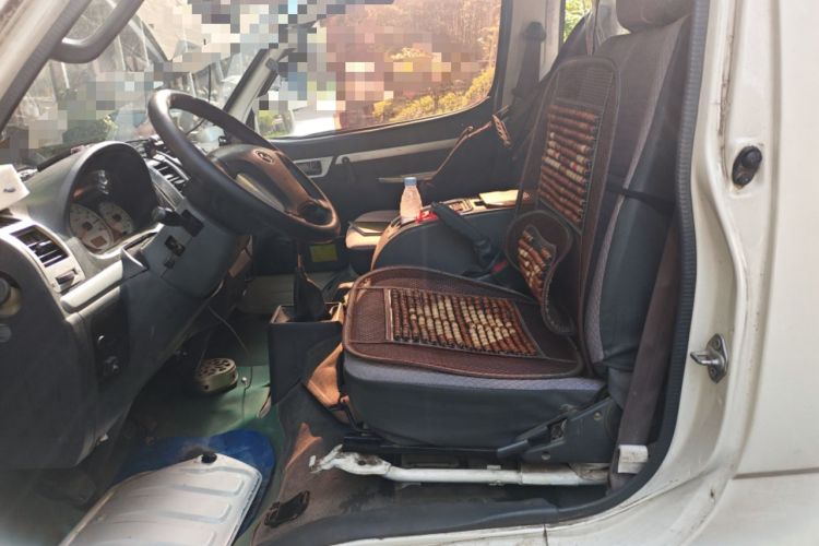 Used King Long Golden Way 2015 2.0L Value-Packed Practical Version 4G21B