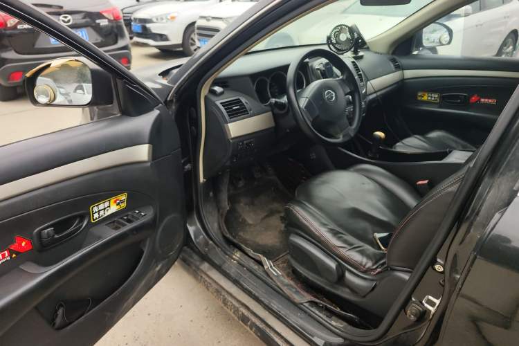 Used Nissan Sylphy 2018 Classic 1.6XE+ Manual Leading Edition Driver Seat