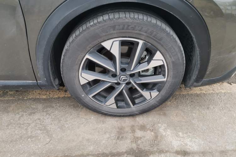 Used Citroen C5 X 2021 1.6T Enjoy the Extraordinary Right Front Wheel Hub