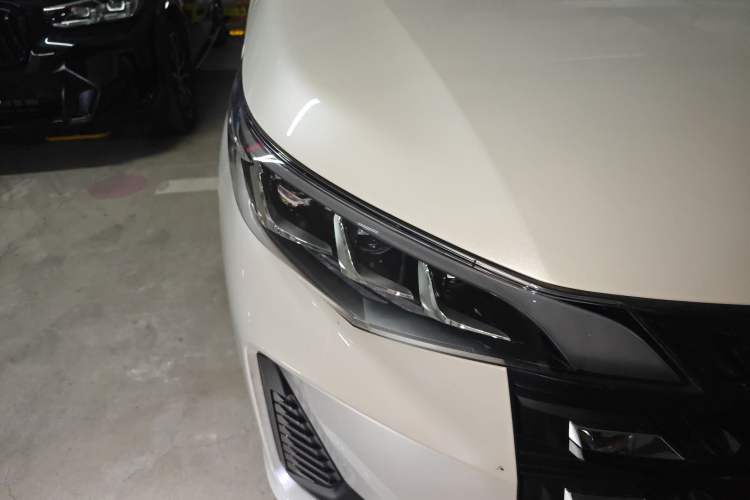 Used GAC Trumpchi M6 2023 PRO 270T DCT Luxury Edition
