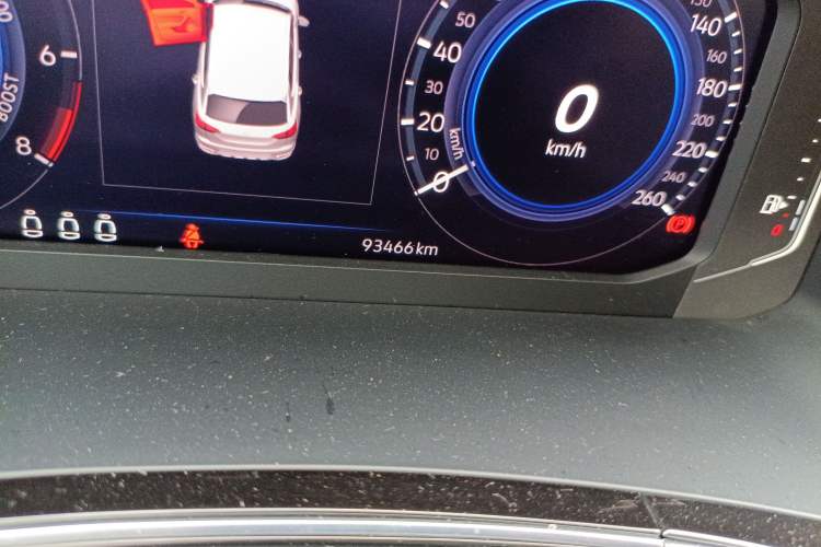 Used Volkswagen Tayron GTE Plug-in Hybrid 2020 1.4T Luxury Model Odometer Close Up