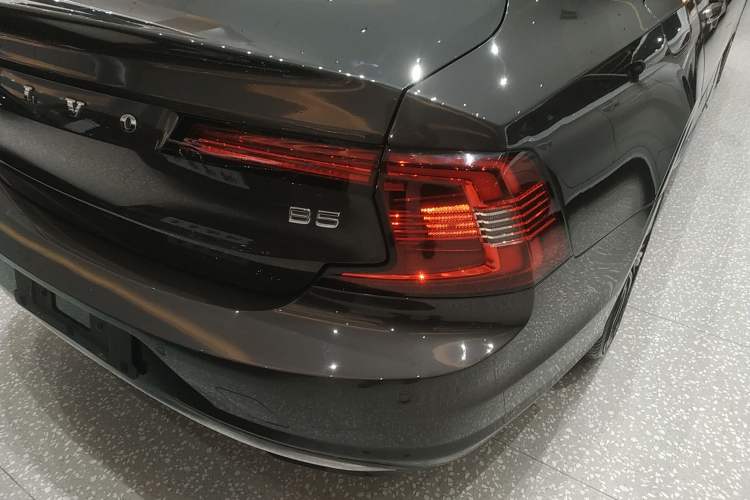 Used Volvo S90 2022 B5 Zhiyi Luxury Edition