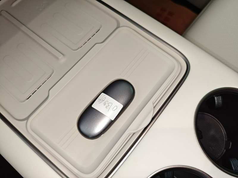 Used Li Auto MEGA 2025 Home Family Special Edition — 8