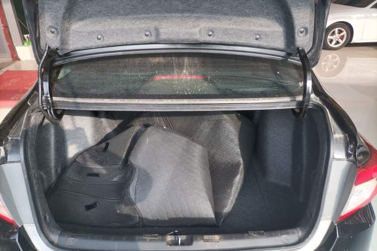 Used Honda Crider 2019 180 Turbo CVT Leading Edition China V
