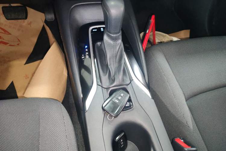 Used Toyota Levin 2019 185T CVT Luxury Edition China VI Standard Gear Lever