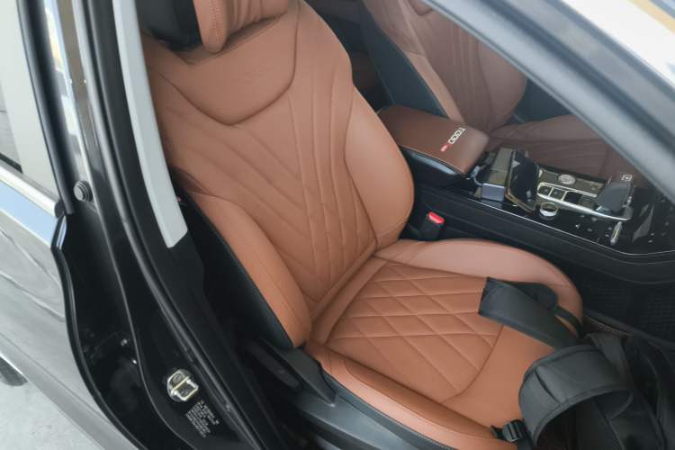 Used Chery Tiggo 8 PLUS 2021 290TGDI DCT Luxury Edition
