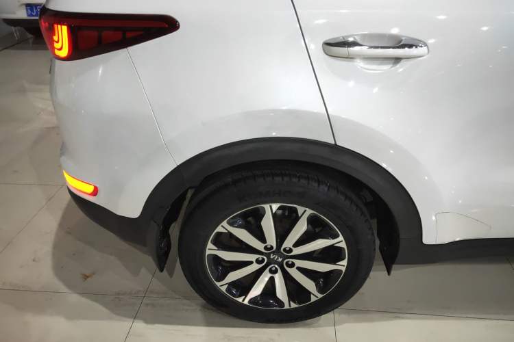 Used Kia KX5 2016 1.6T Automatic Two-Wheel Drive DLX
