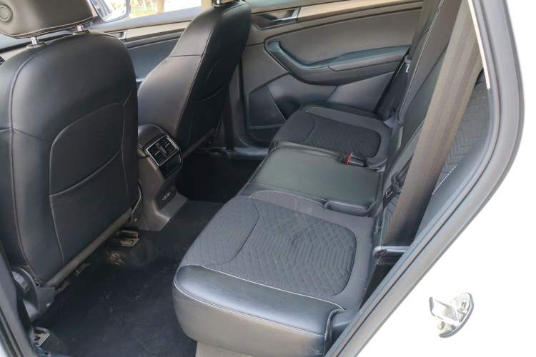 Used Skoda Kodiaq 2018 Facelifted TSI330 5-Seater Two-Wheel-Drive Comfort Edition