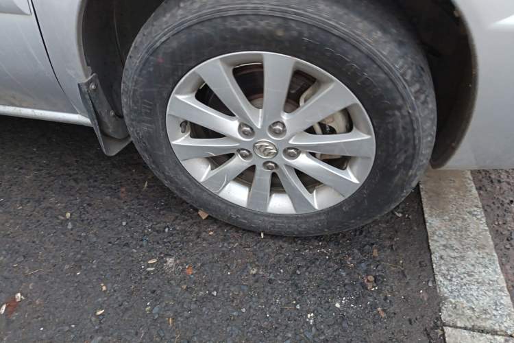 Used Buick GL8 2014 2.4L Classic Edition
