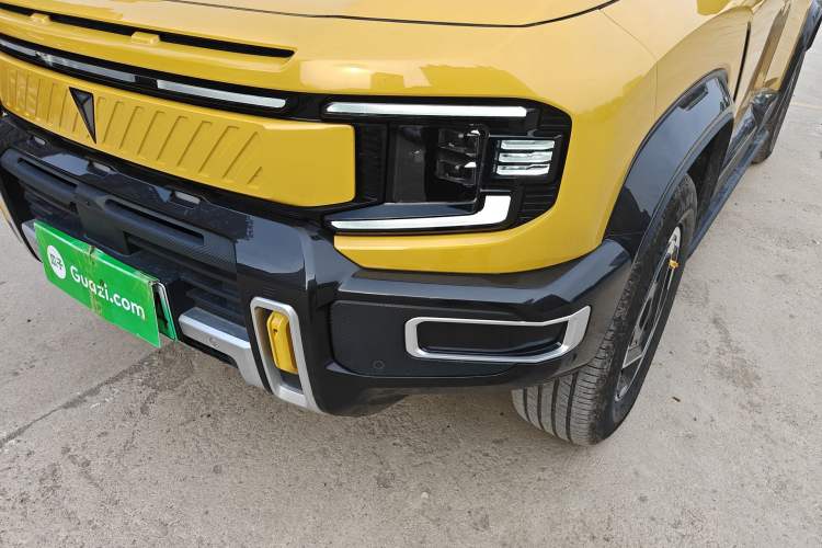 Used Deepal G318 2025 Worry-Free Cross-Country Edition Four-Wheel Drive Distant Mountains Version Left Front Headlight