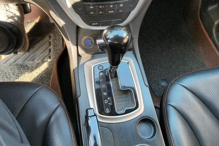 Used GAC Trumpchi GS5 2014 2.0L Automatic Two-Wheel Drive Deluxe Edition