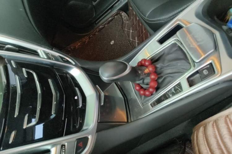 Used Cadillac SRX 2015 3.0L Comfort Version Gear Lever