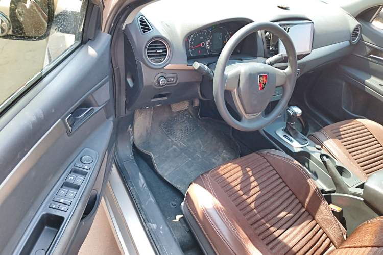 Used Roewe 350 2015 1.5L Automatic Luxury Sunroof Edition