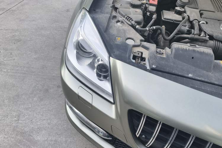 Used Mercedes-Benz SLK-Class 2011 SLK 200 Luxury Sports Model
